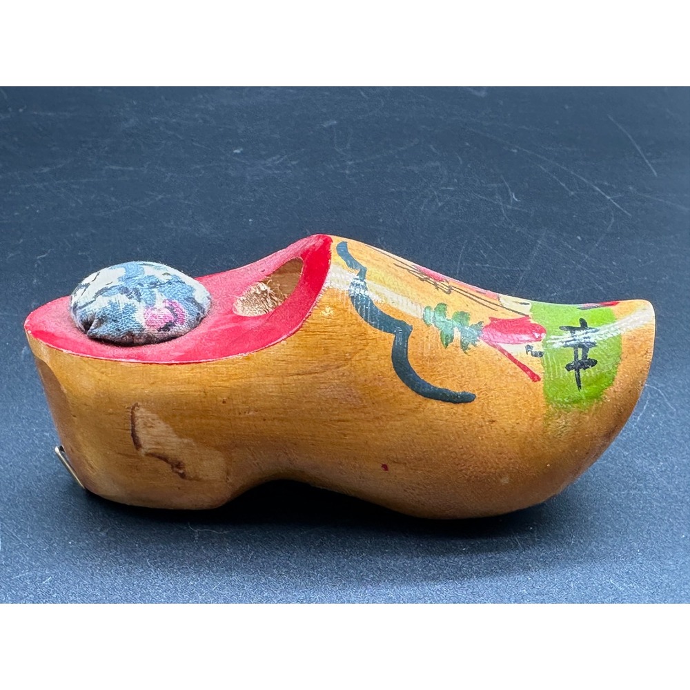 Vintage Hand Painted Wooden Clog Holland Souvenir Shoe Pincushion Folk Art